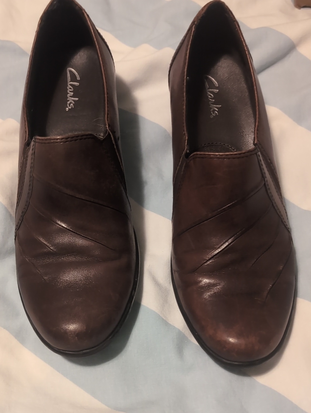 Clarks Women's  Brown Leather Slip-On Shoes/Low Boots